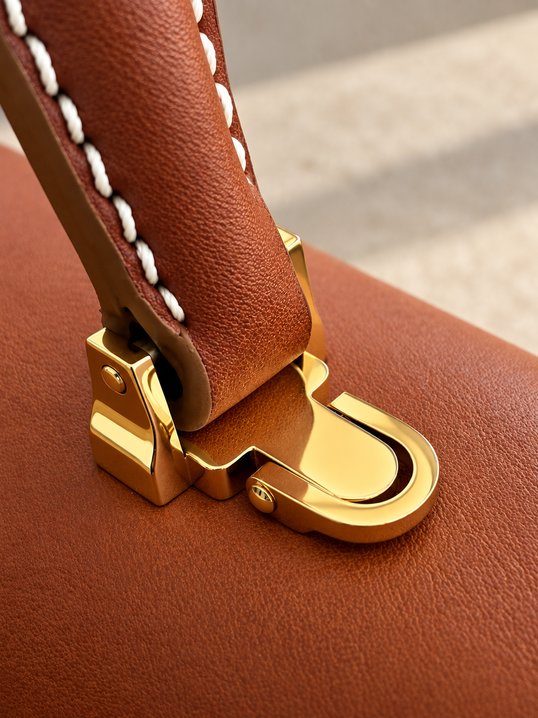 Gold-plated hardware